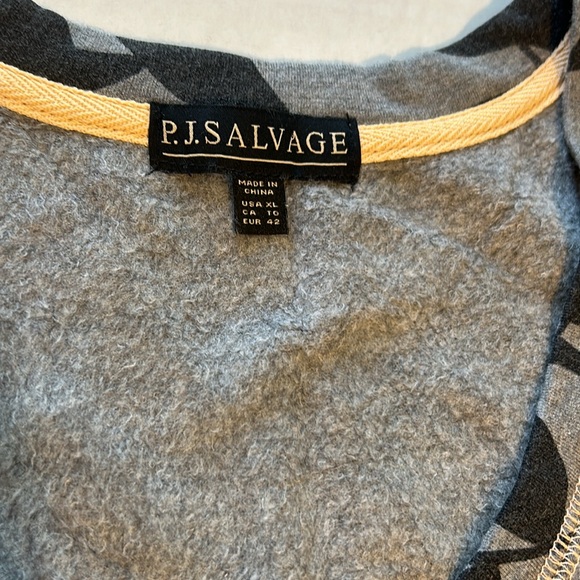 PJ Salvage XLarge Top Papaya Palms Tank in Charcoal NWT - Picture 3 of 6